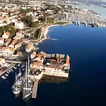 شقة Barbara-kastela With Heated Pool