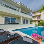 Barbara-kastela With Heated Pool شقة *