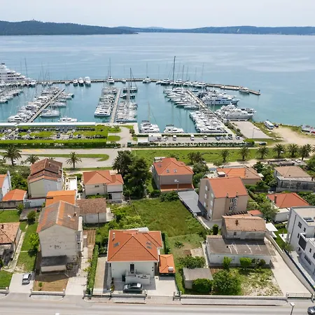 Barbara-kastela With Heated Pool *
