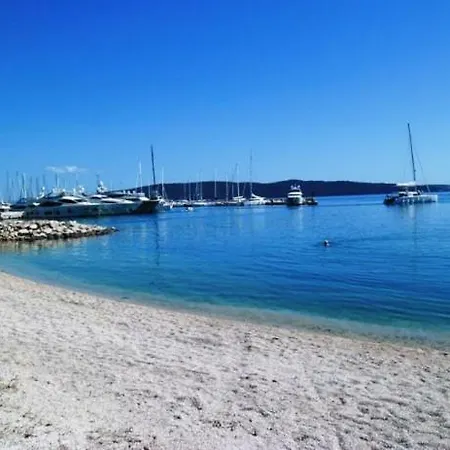 Barbara-kastela With Heated Pool