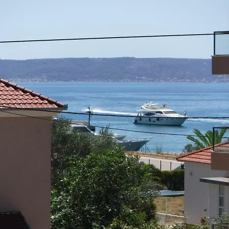 Barbara-kastela With Heated Pool Apartment *