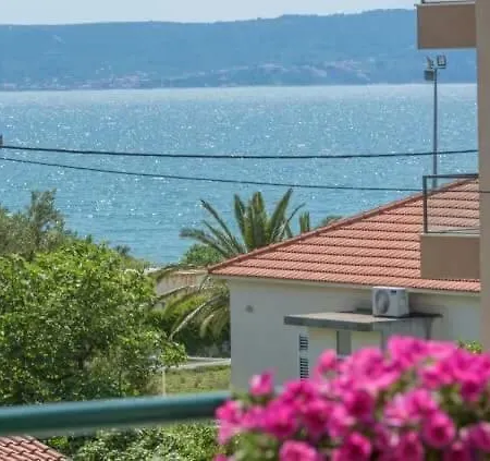 Barbara-kastela With Heated Pool Apartment *