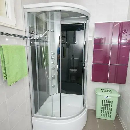 Apartment Barbara-kastela With Heated Pool