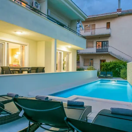 Barbara-kastela With Heated Pool